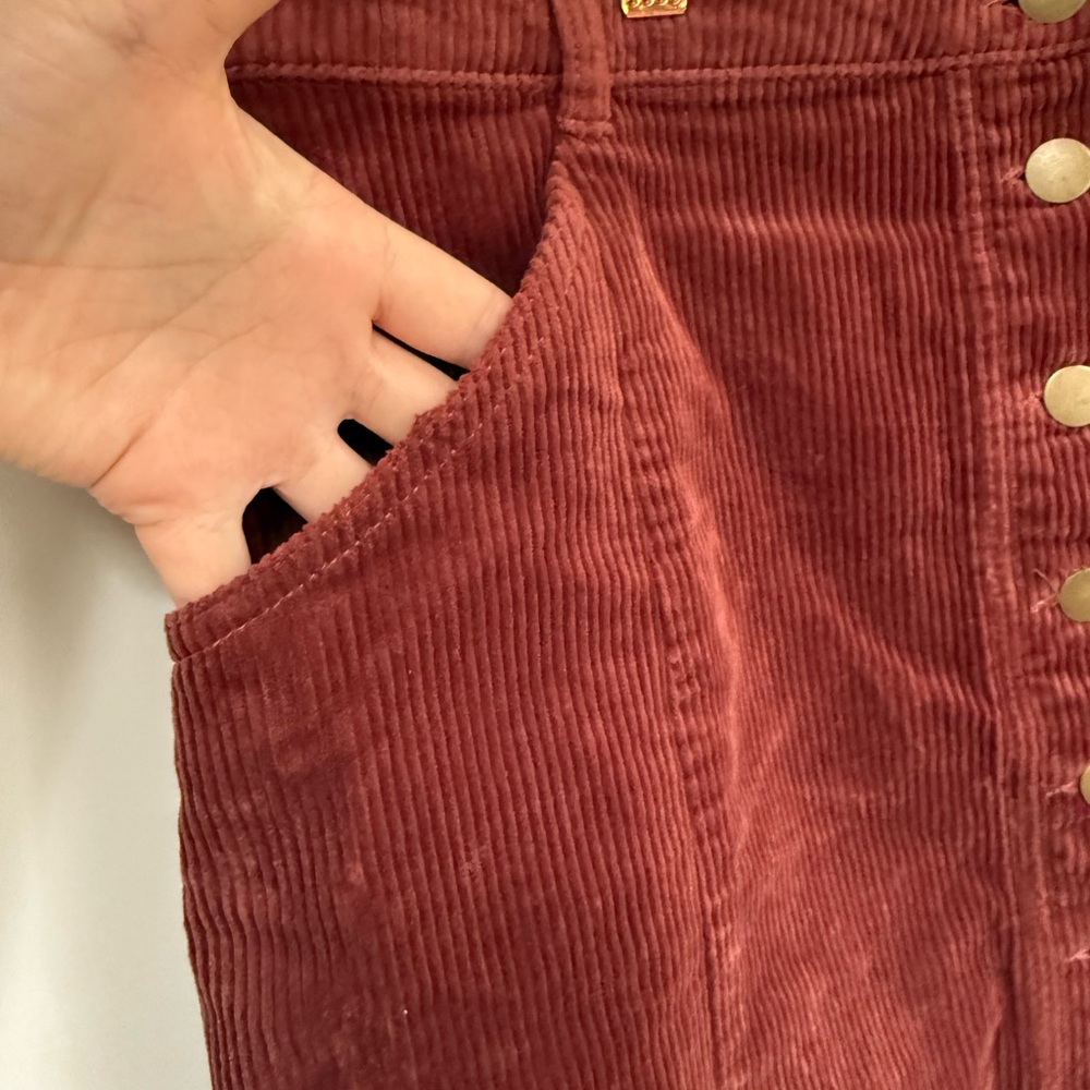 Forever 21+ Rust Corduroy Button-Front Skirt - Picture 2 of 5